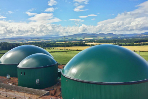 Usinas híbridas ampliam potencial energético de produtores rurais