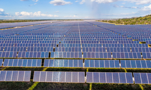 Atlas obtém crédito do BID para usina solar na Bahia