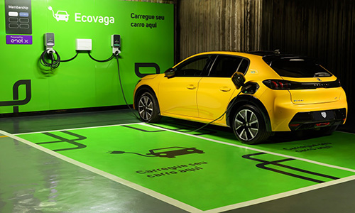 Stellantis planeja 200 vagas de estacionamento para recarga rápida