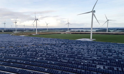 Sowitec anuncia projeto de híbrida solar-eólica em Minas Gerais
