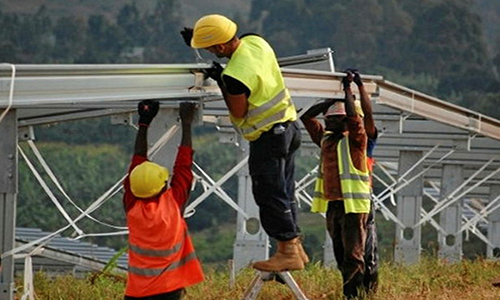 Empregos em solar FV cresceram 6% no mundo em 2020