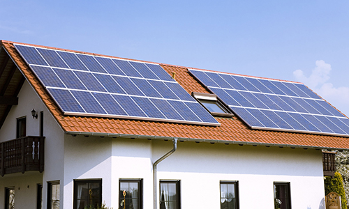 Brasil atinge 800 mil consumidores com geração própria de energia solar