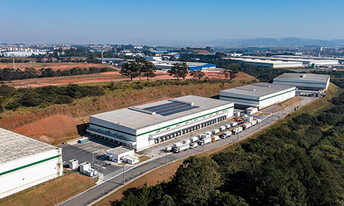 Comfrio e GLP inauguram usina solar em galpão logístico em São Paulo