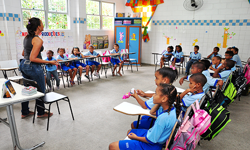 Escola filantrópica na Bahia ganha miniusina solar