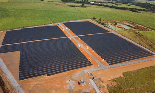 Âmbar inaugura UFV e contrata energia com JBS