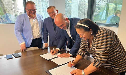 Salesforce compra certificados de energia renovável distribuída