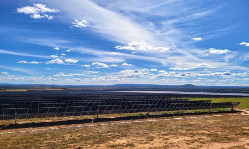 Gerdau e Newave Energia inauguram parque solar de Arinos